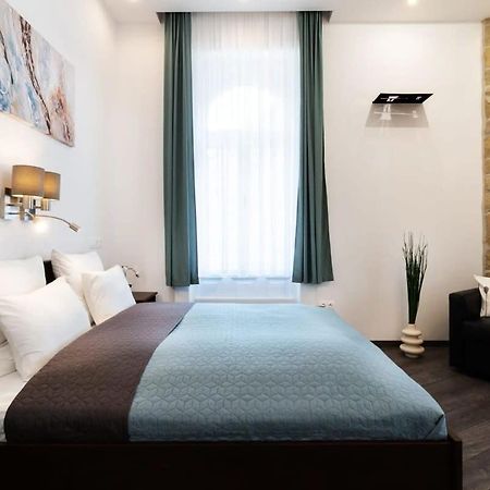 Comfy New Apartment At Castle Budapeste Exterior foto